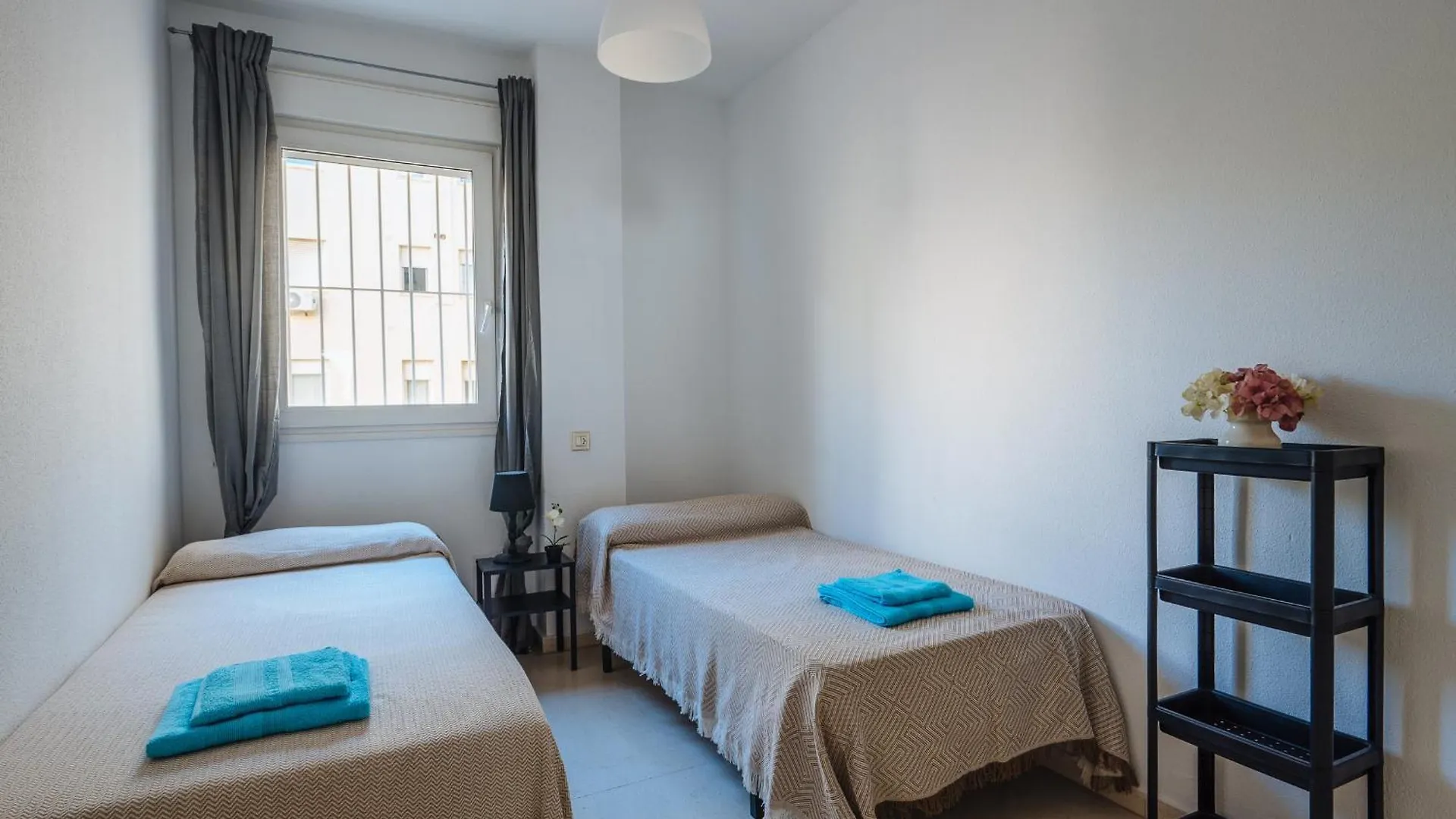 Piso Familiar Virgen Del Rocio Apartment Seville